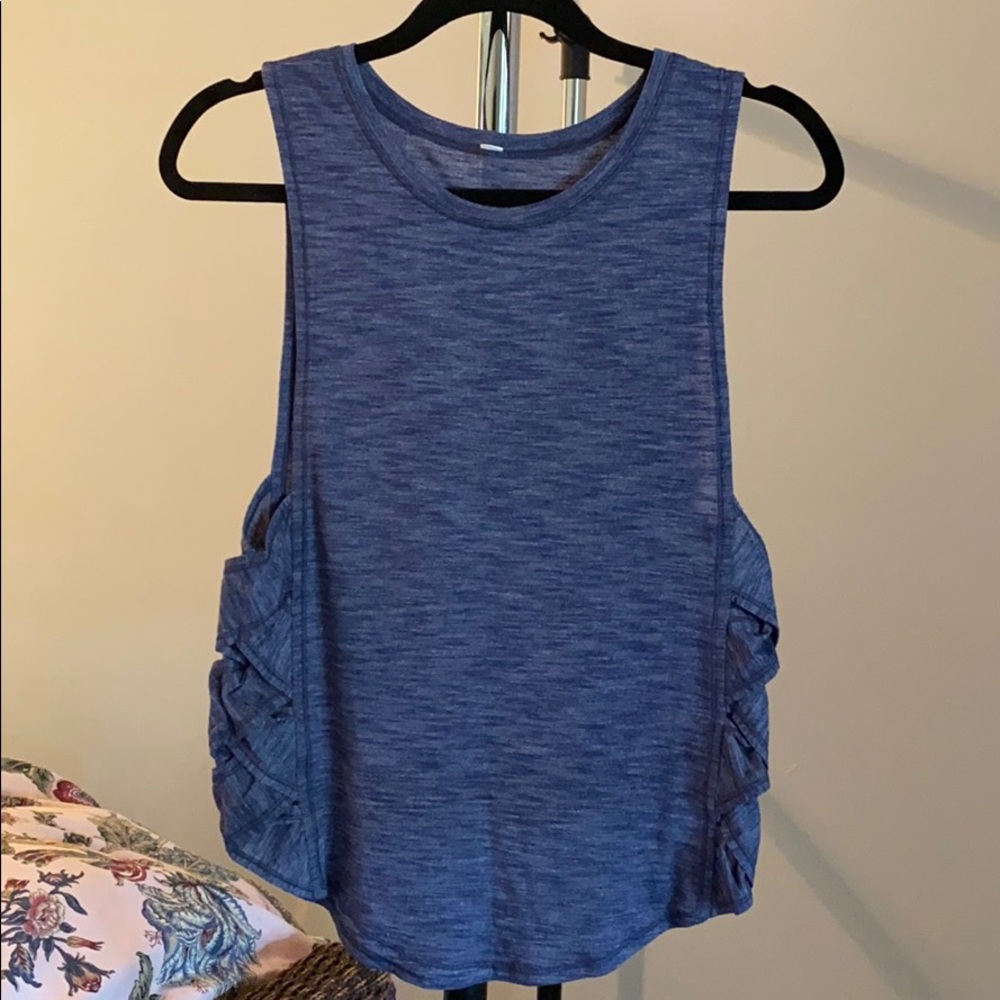 Lululemon muscle tank with braided sides
